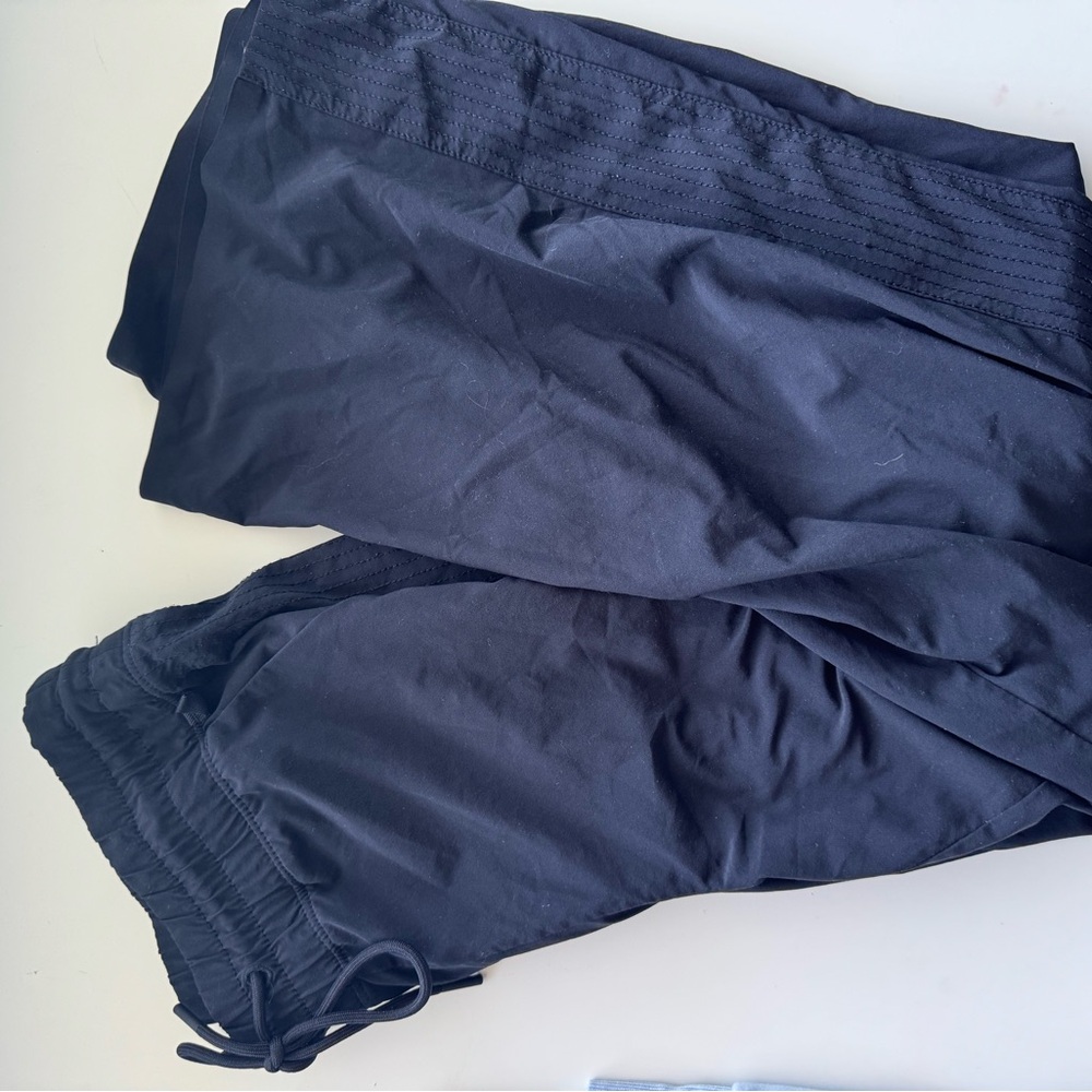 Athleta Pants crop